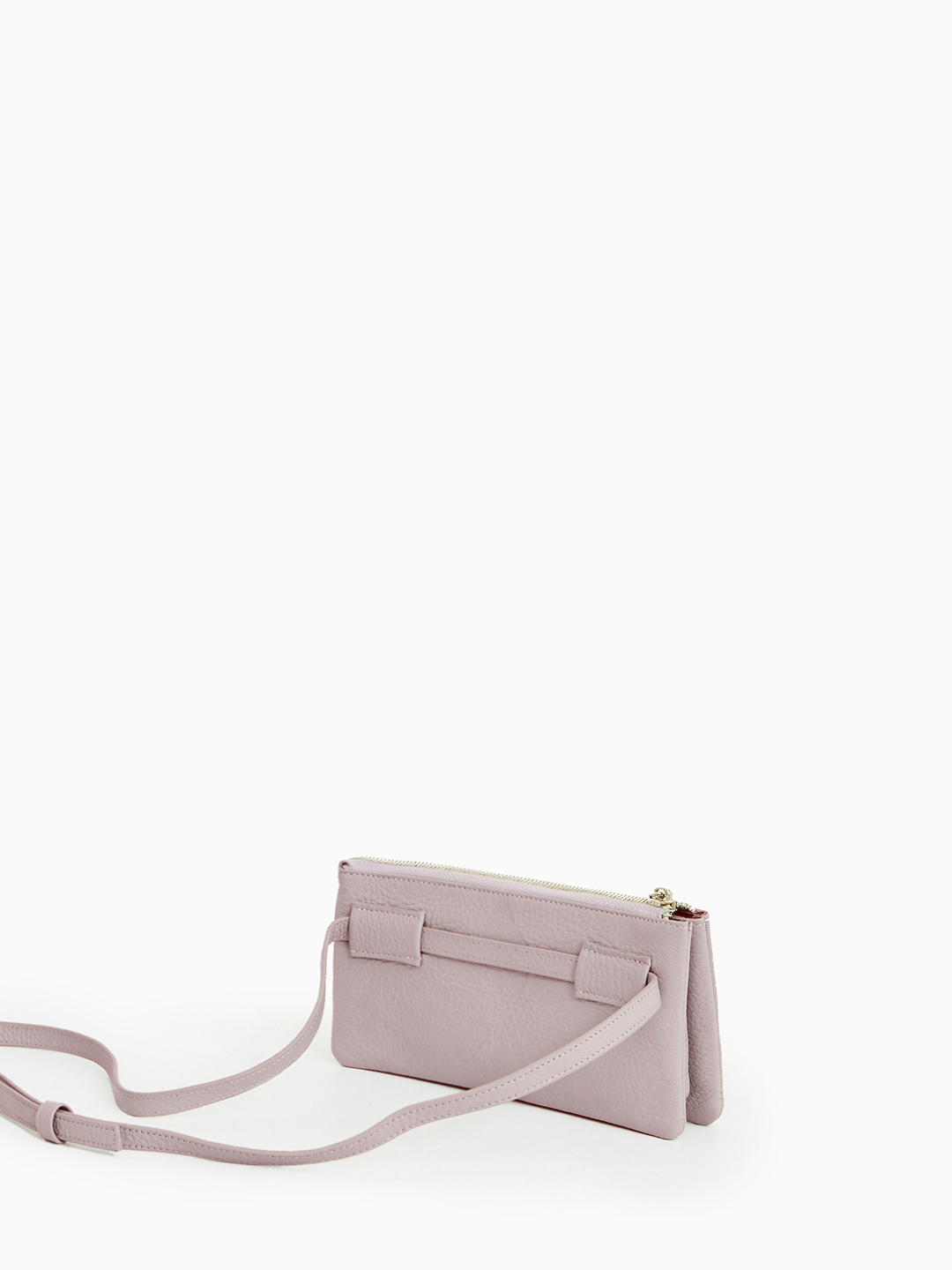 Поясная сумка с цветочным тиснением от FOLLE в пудровом оттенке