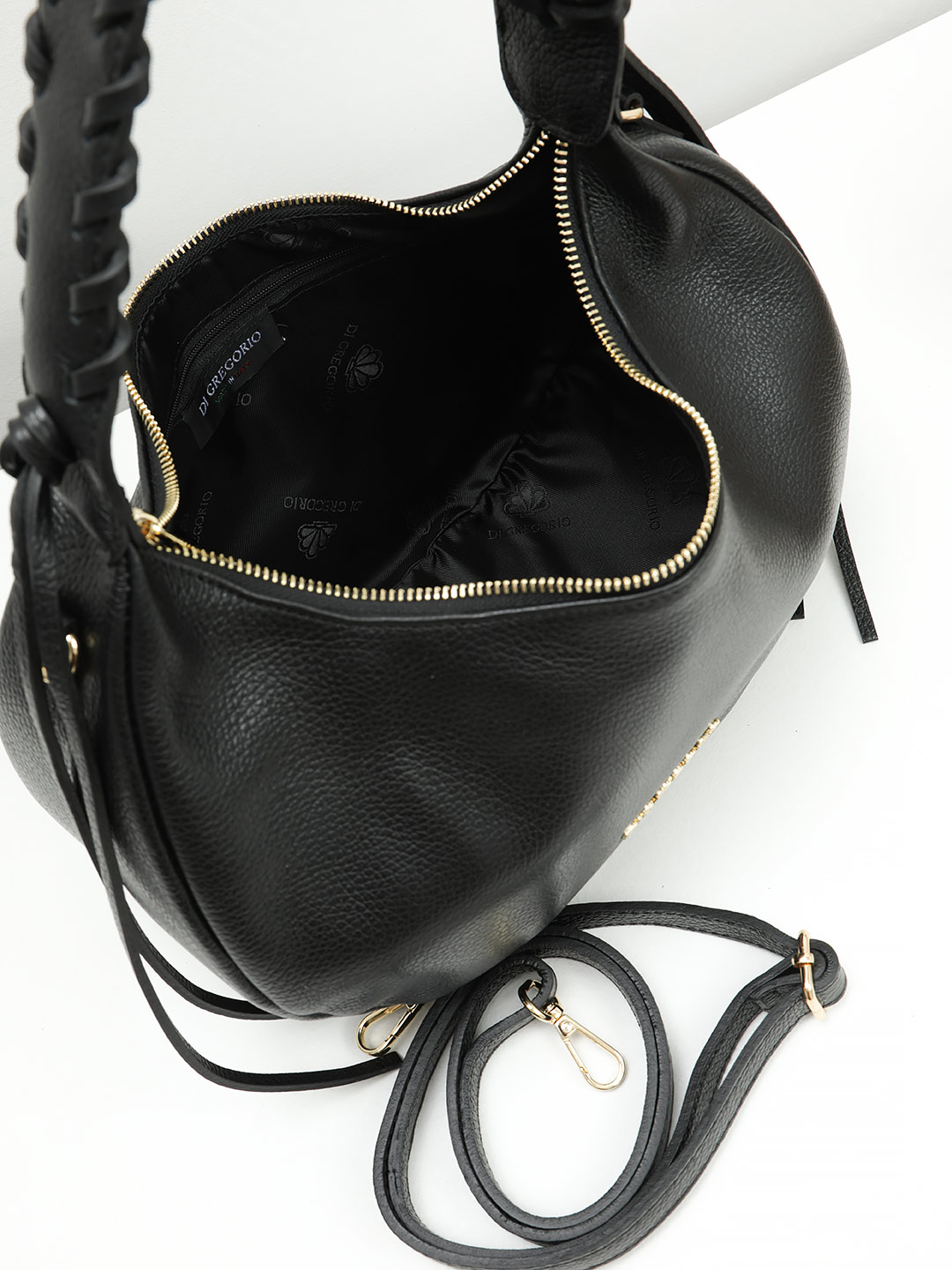 Сумка-мешок с оплетёной ручкой от Di Gregorio в чёрном цвете