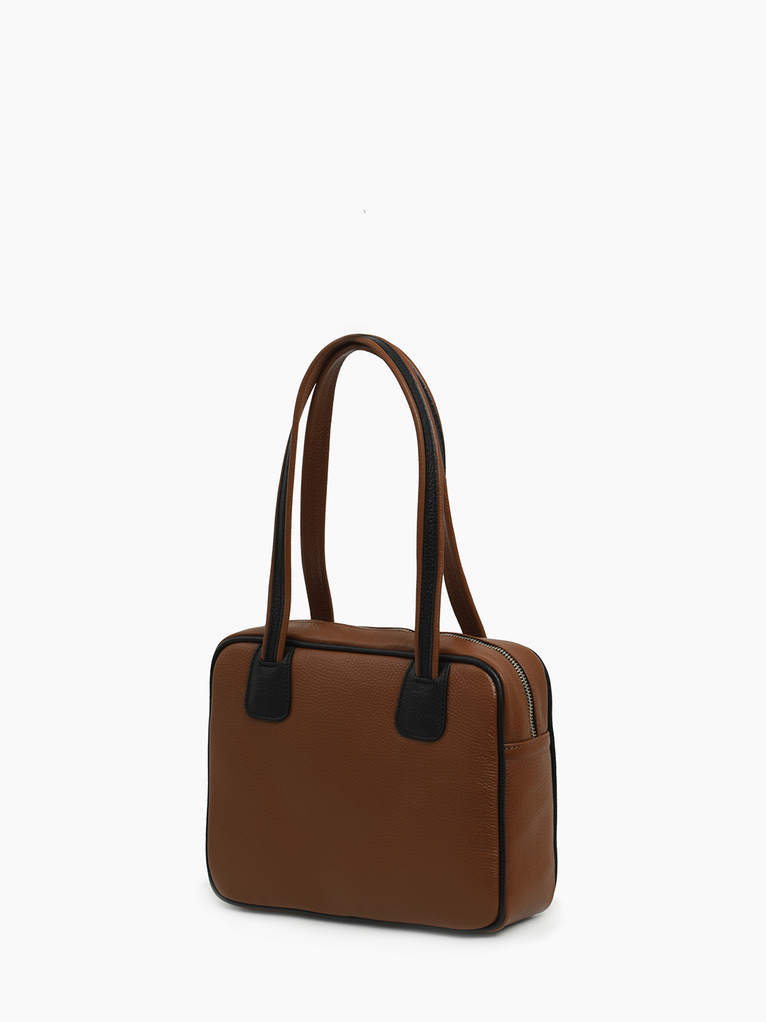 Рыжая сумка в размере М с золотистой фурнитурой от FOLLE