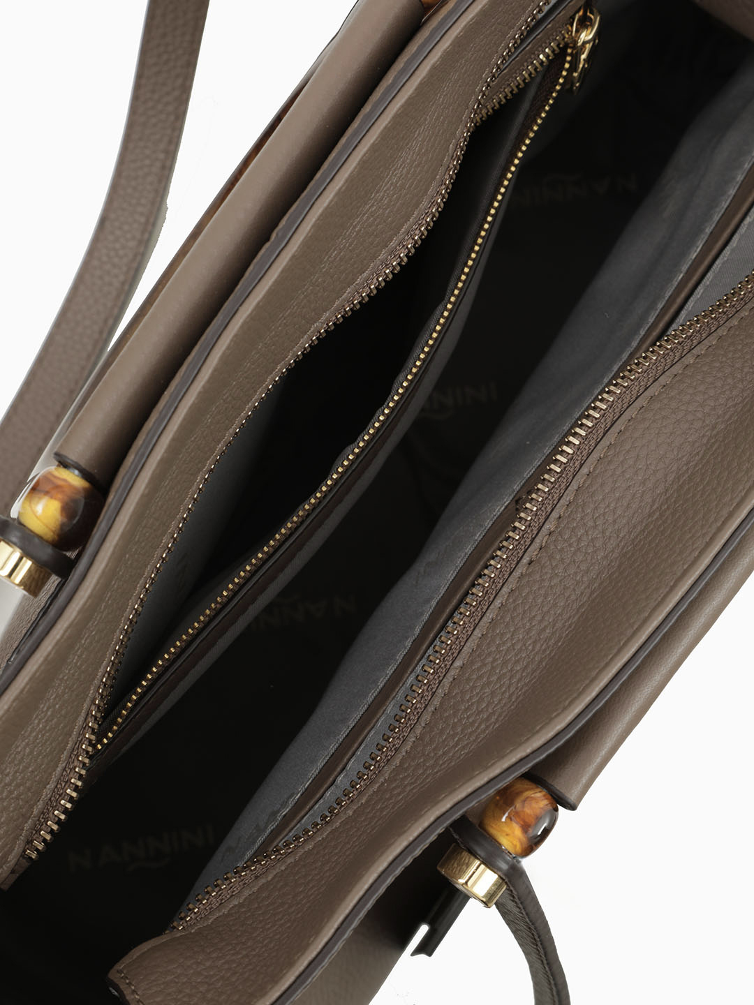 Классическая сумка от Nannini с двумя парами ручек темно-рыжего цвета