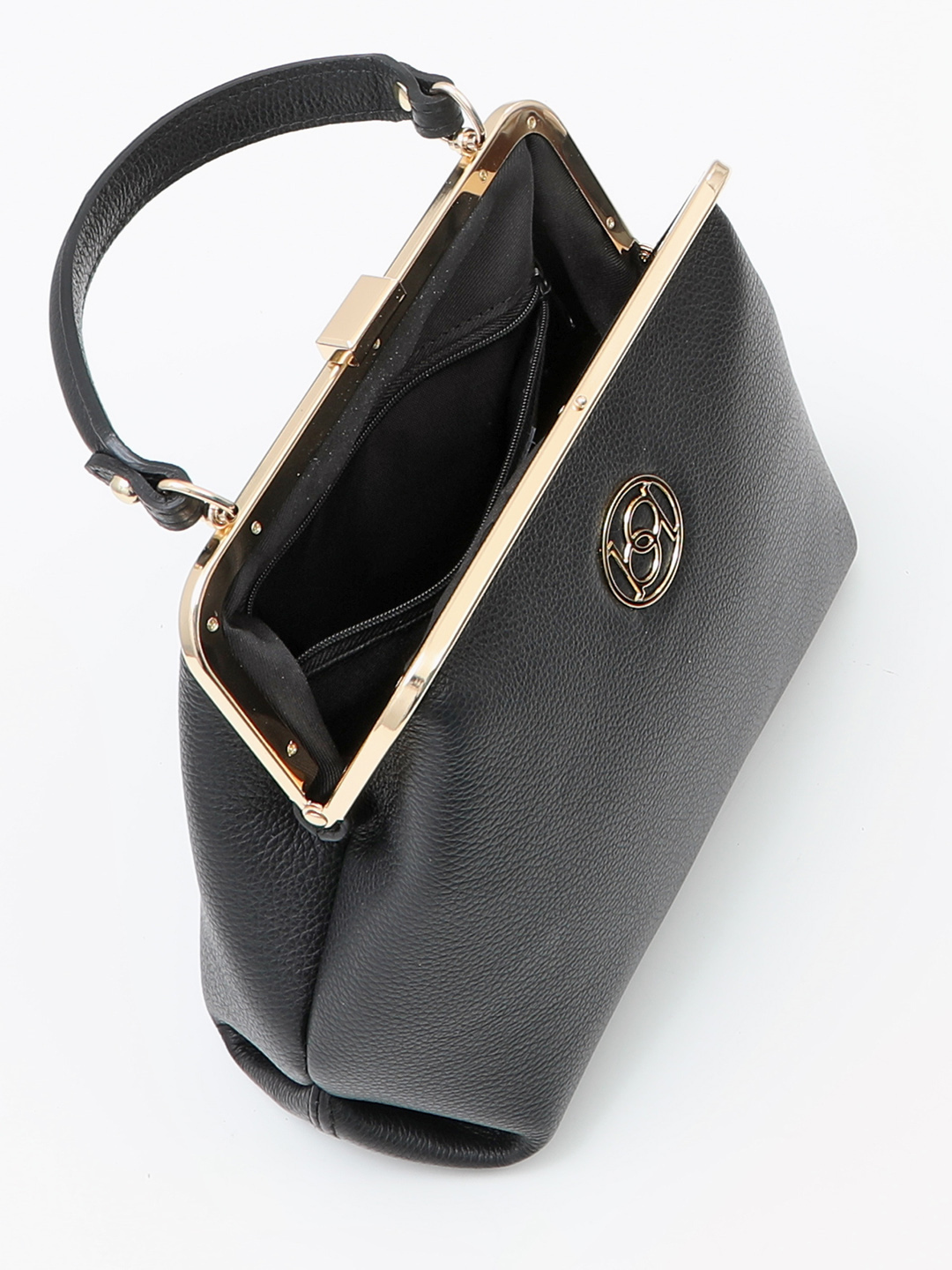 Сумка-редикюль от BE NICE из натуральной кожи черного цвета