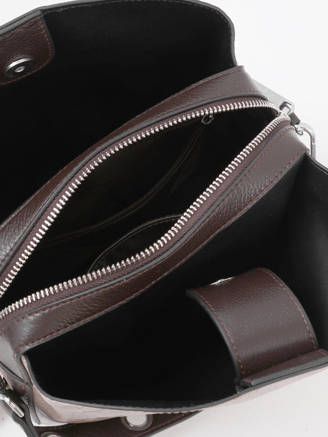 Сумка с ручкой с серебристыми люверсами и цветочным тиснением от Alessandro Beato оттенка тауп