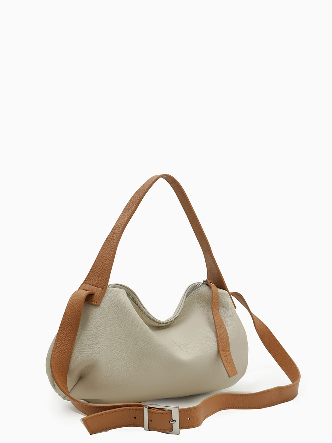 ������ �����-����� � ������� ������ �� ����� �� FOLLE � ���������� ������� � ����� ����