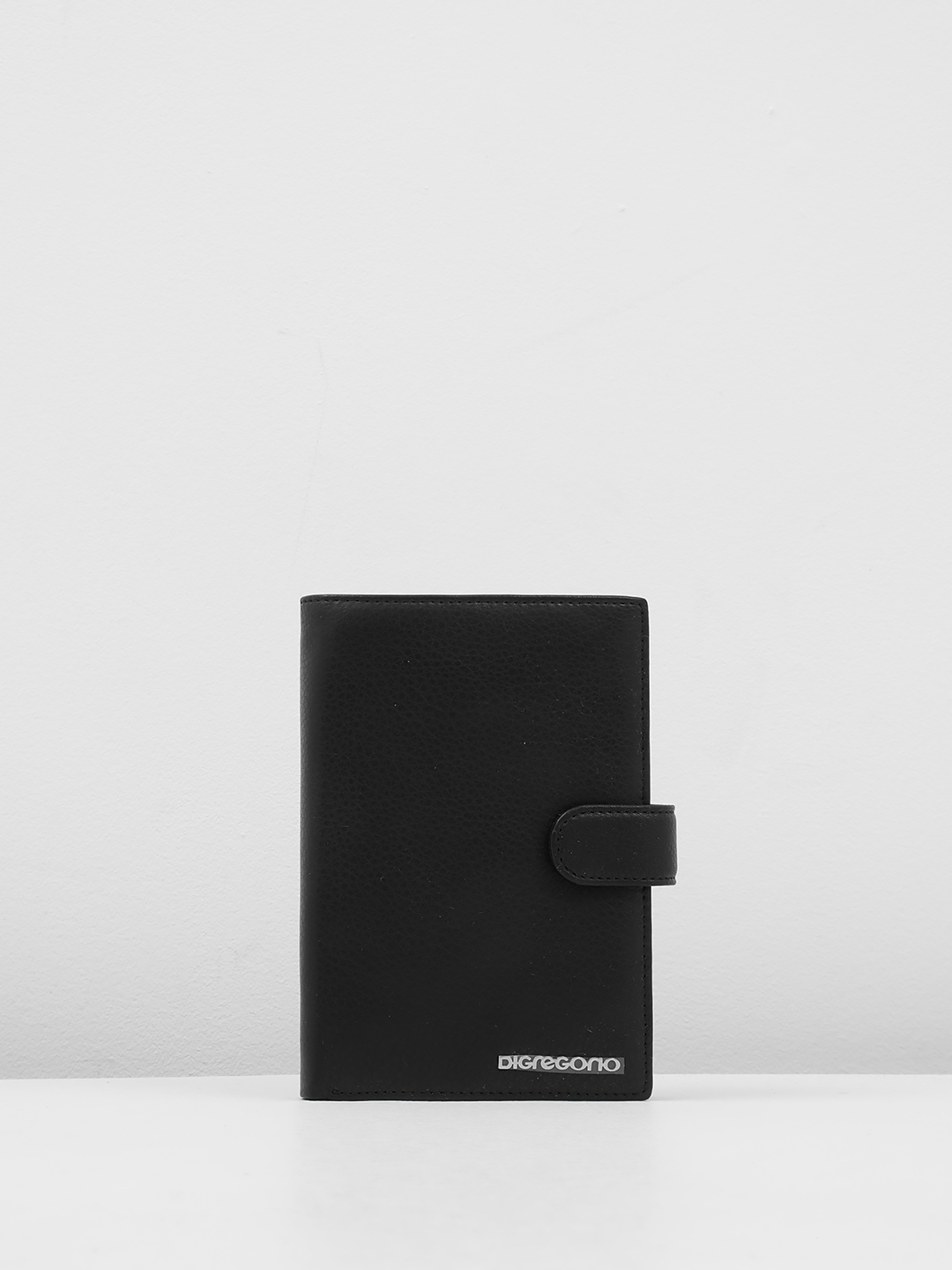 Небольшое мужское портмоне от бренда Di Gregorio чёрного цвета