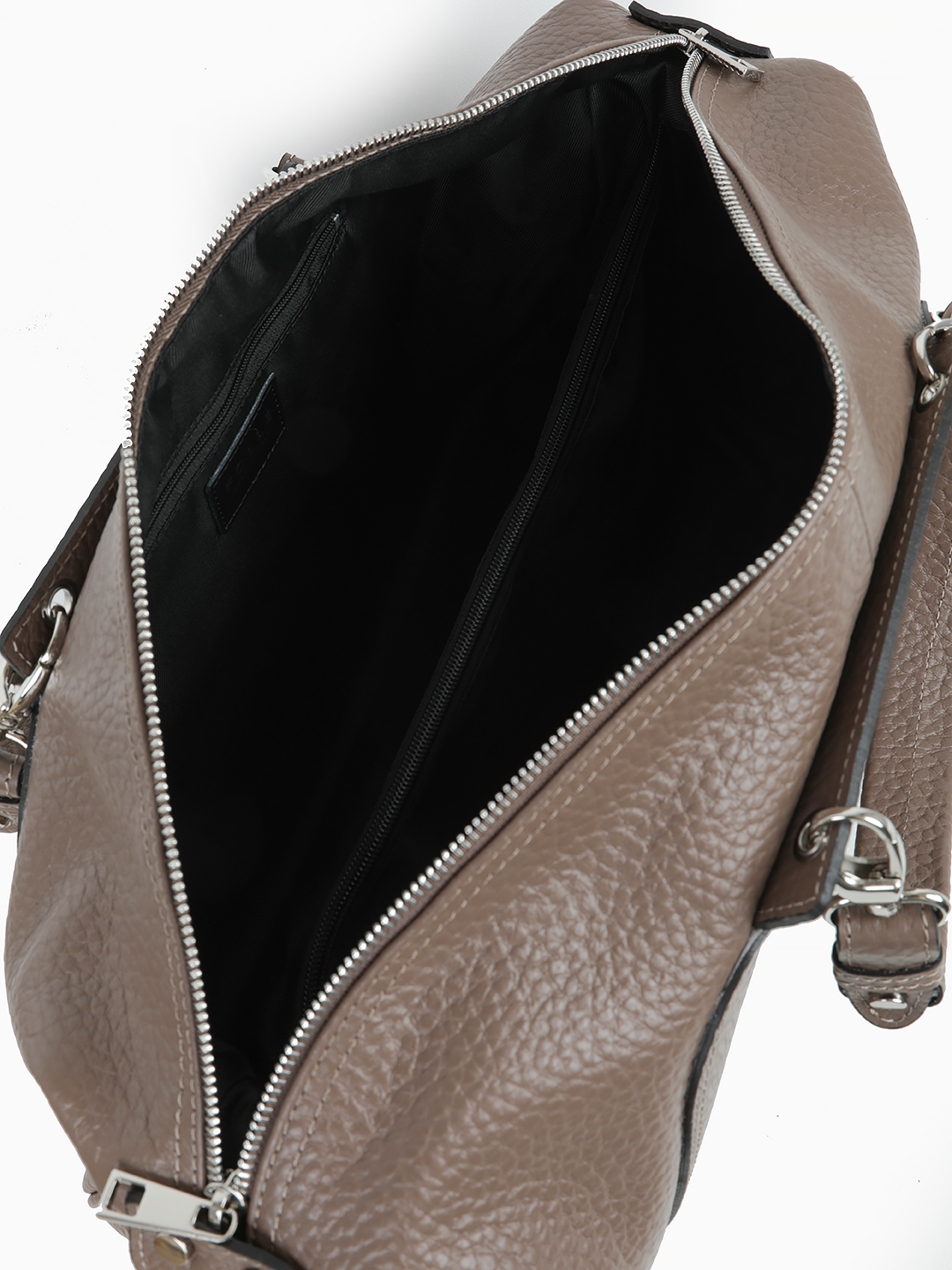 Дорожная сумка от FOLLE в крупнозернистой коже в цвете тауп