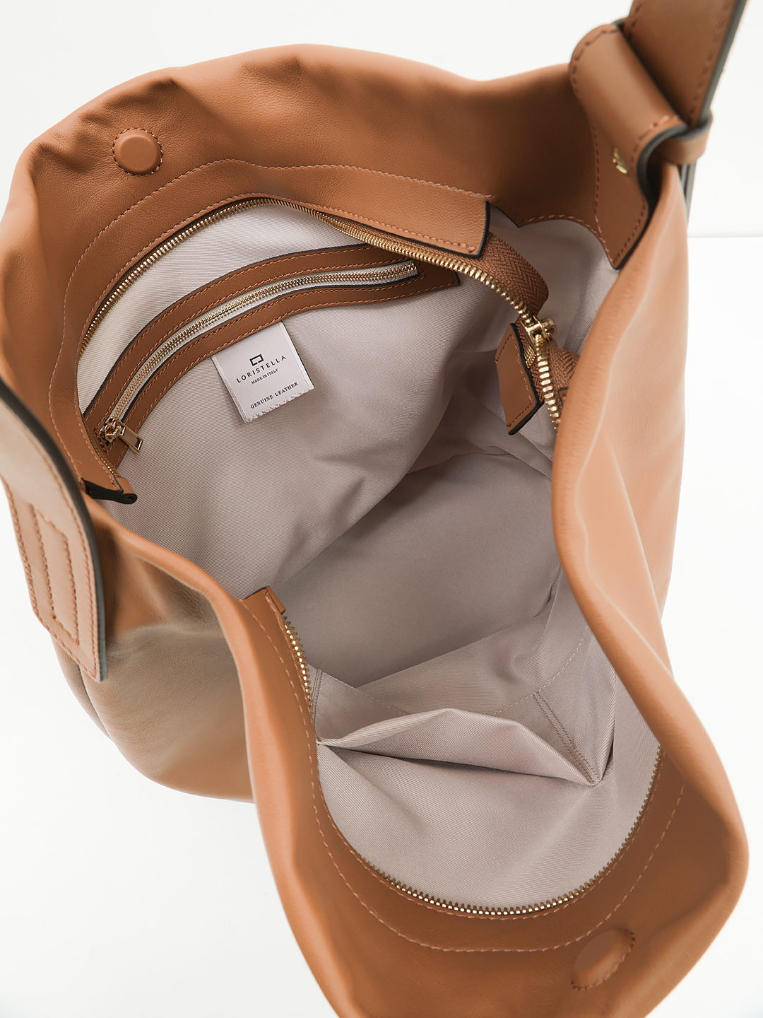 Сумка мешок от Loristella в натуральной гладкой коже горчичного оттенка