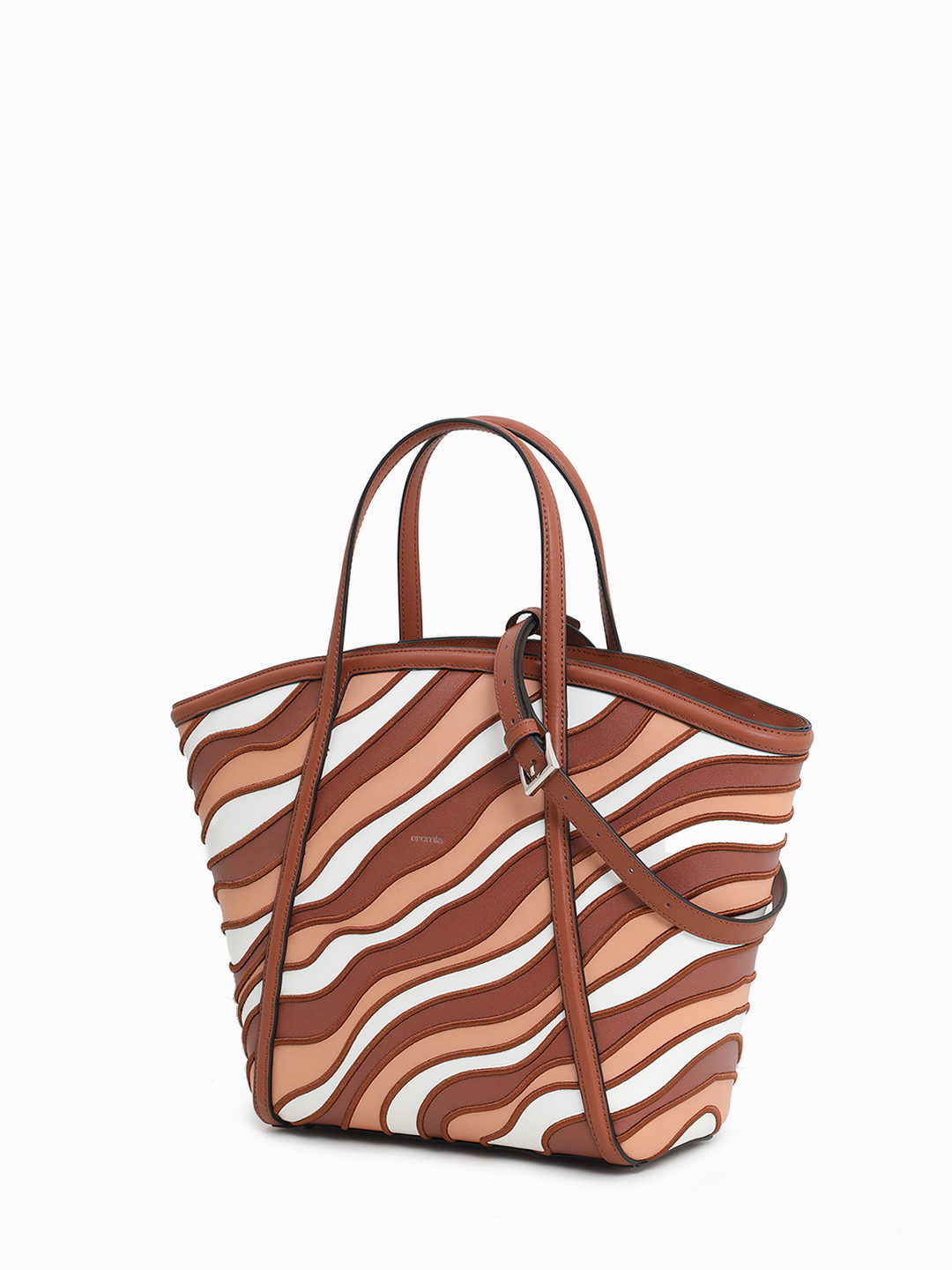 Сумка-трапеция в размере М с объёмным узором от CROMIA в ореховом оттенке