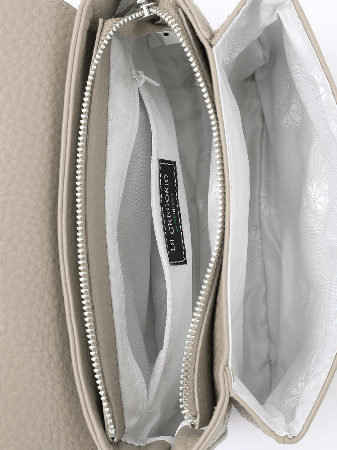 Кросс-боди с клапаном и поворотной фурнитурой от Di Gregorio в цвете светлый тауп