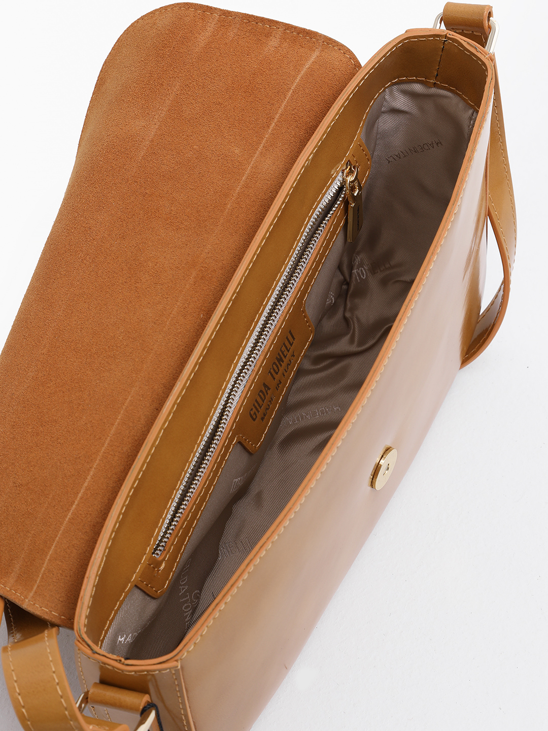 Скосый багет с именными буквами Gilda Tonelli в горчичном оттенке