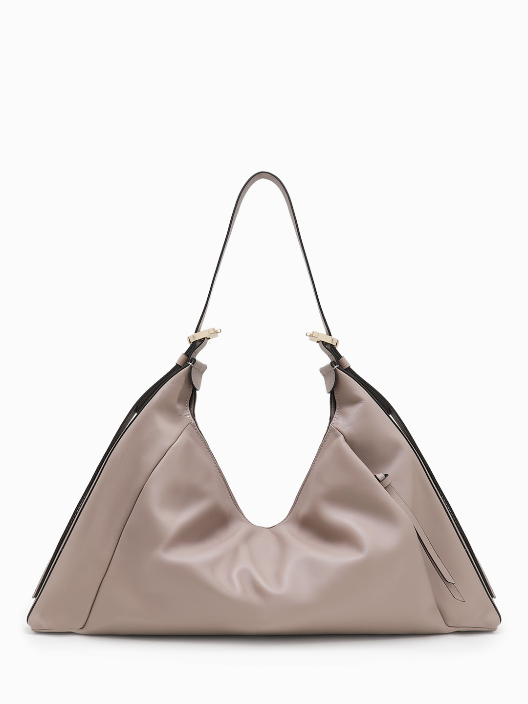 Сумка-мешок от Loristella из мелкозернистой натуральной кожи бежевого цвета