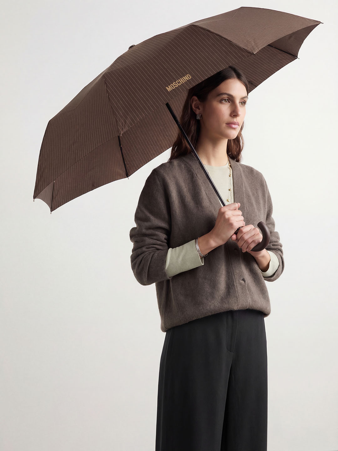Мужской зонт-автомат мини от Moschino в коричневом цвете с полосками